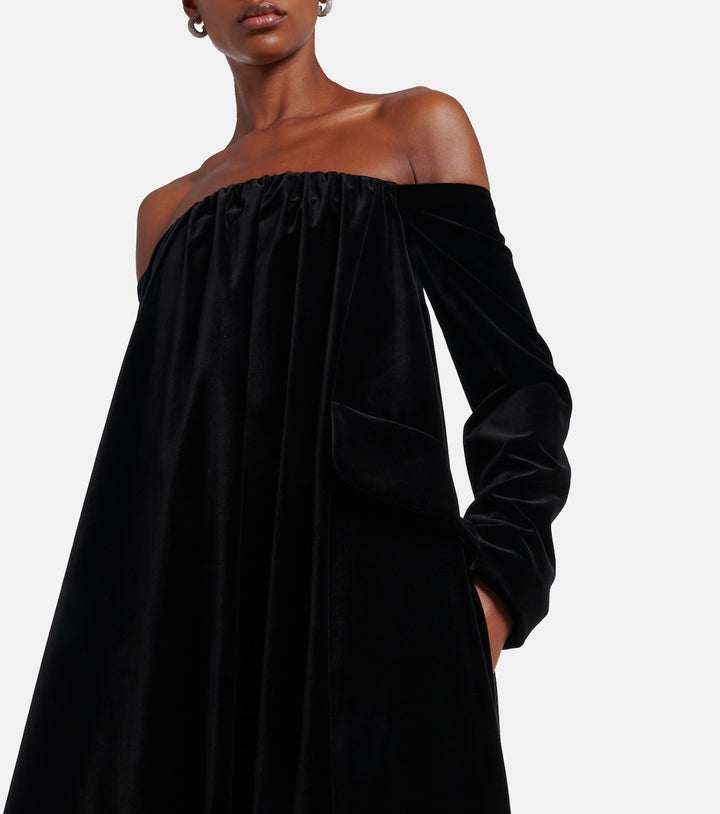 Off-shoulder velvet column gown with long sleeves – NOIRELLE