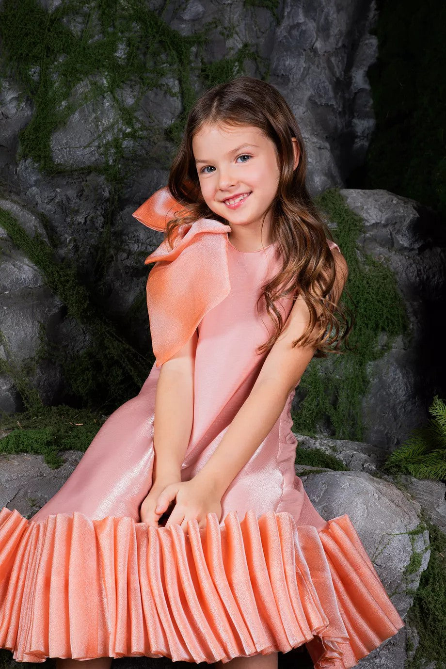 Sleeveless A-Line Dress with Pleated Hem – LUNA