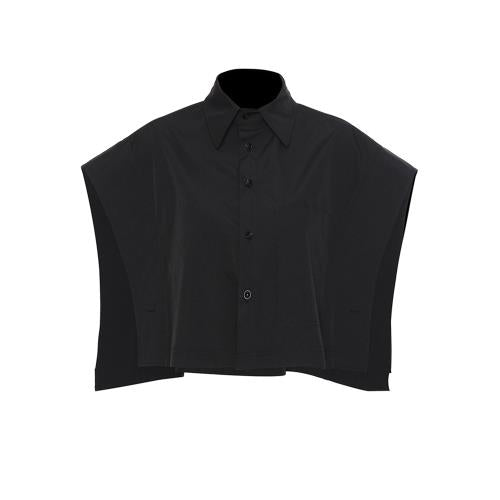 بدلة مصممة خصيصًا بأزرار ذهبية – مارون