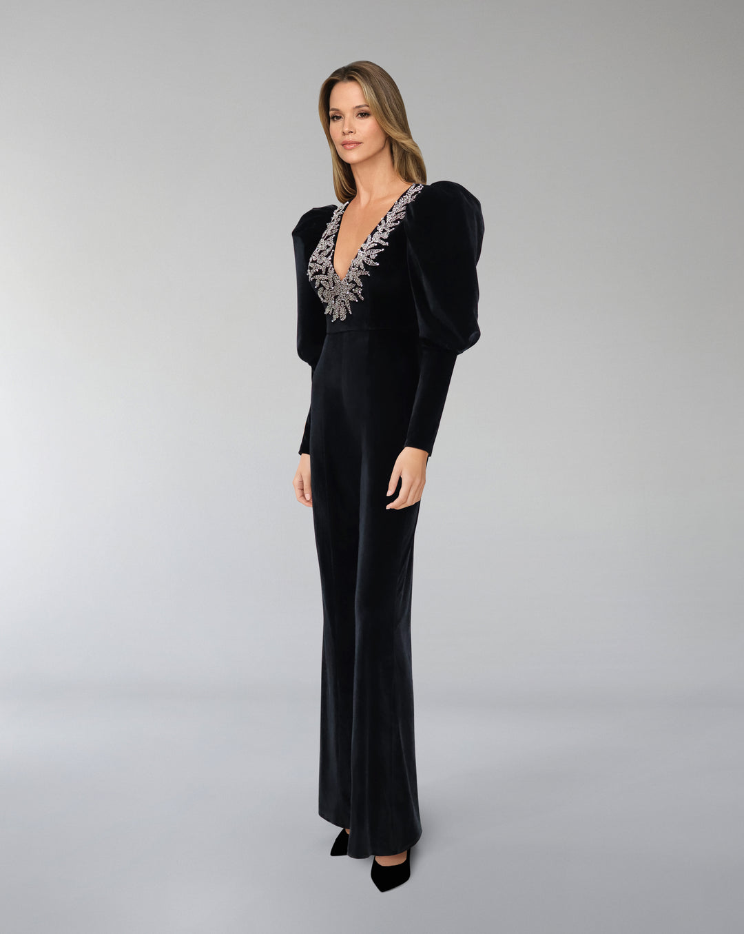 Beaded velvet Jumpsuit with V neckline