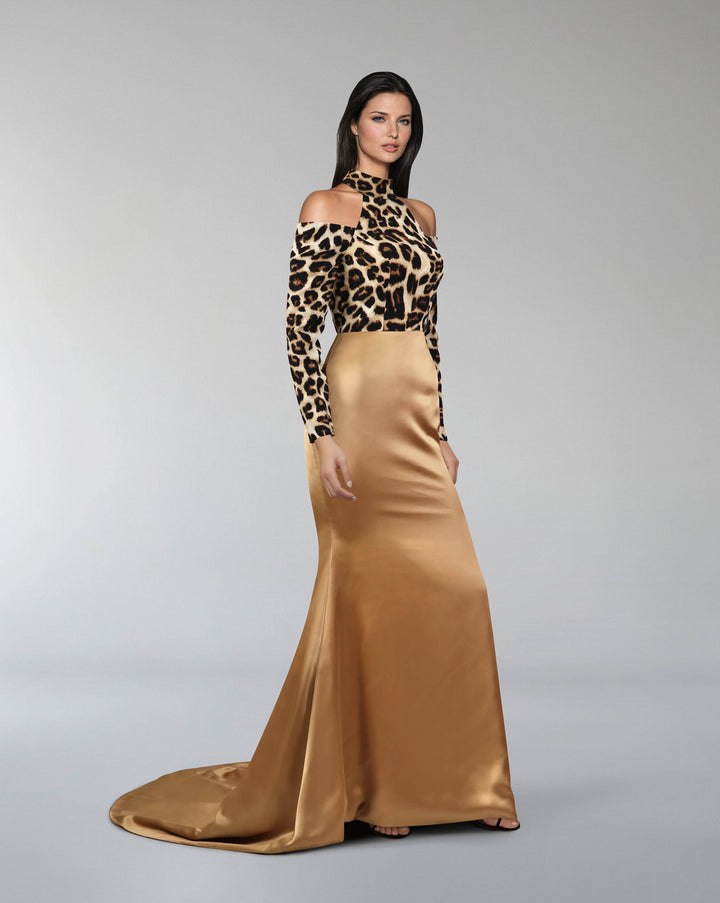 Shoulders off leopard dress with train