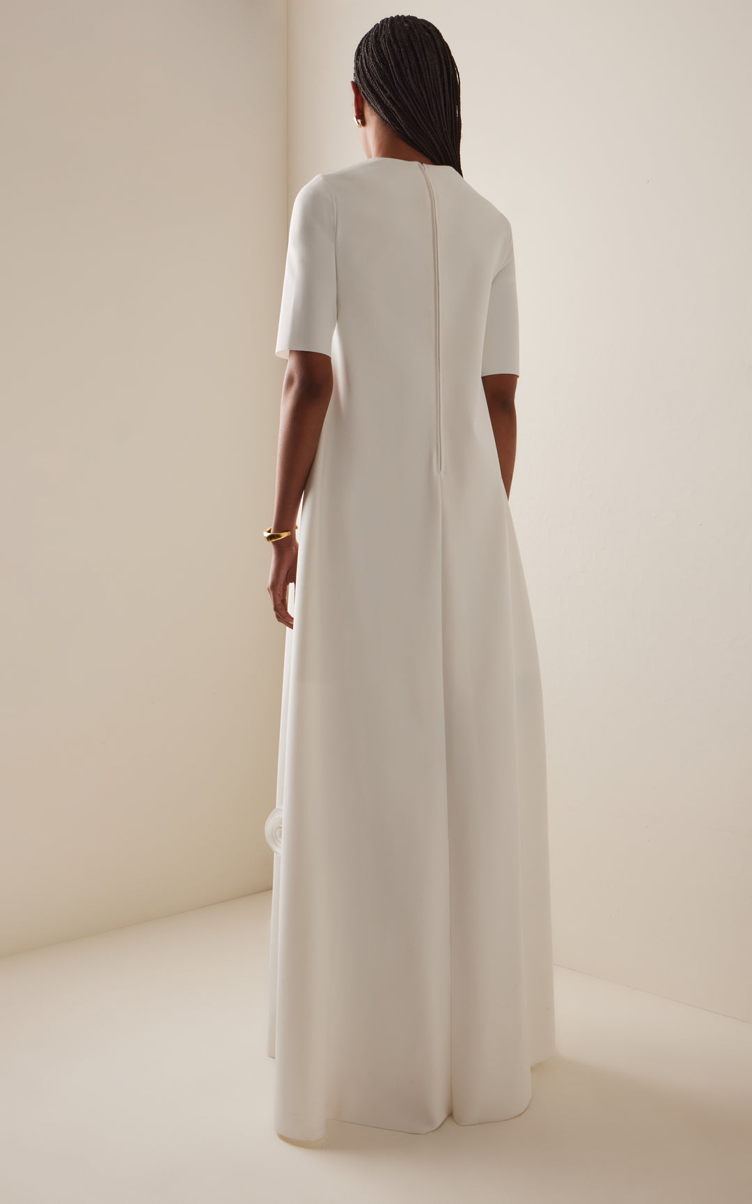 فستان مزين بالزهور بأكمام نصفية – أمارا