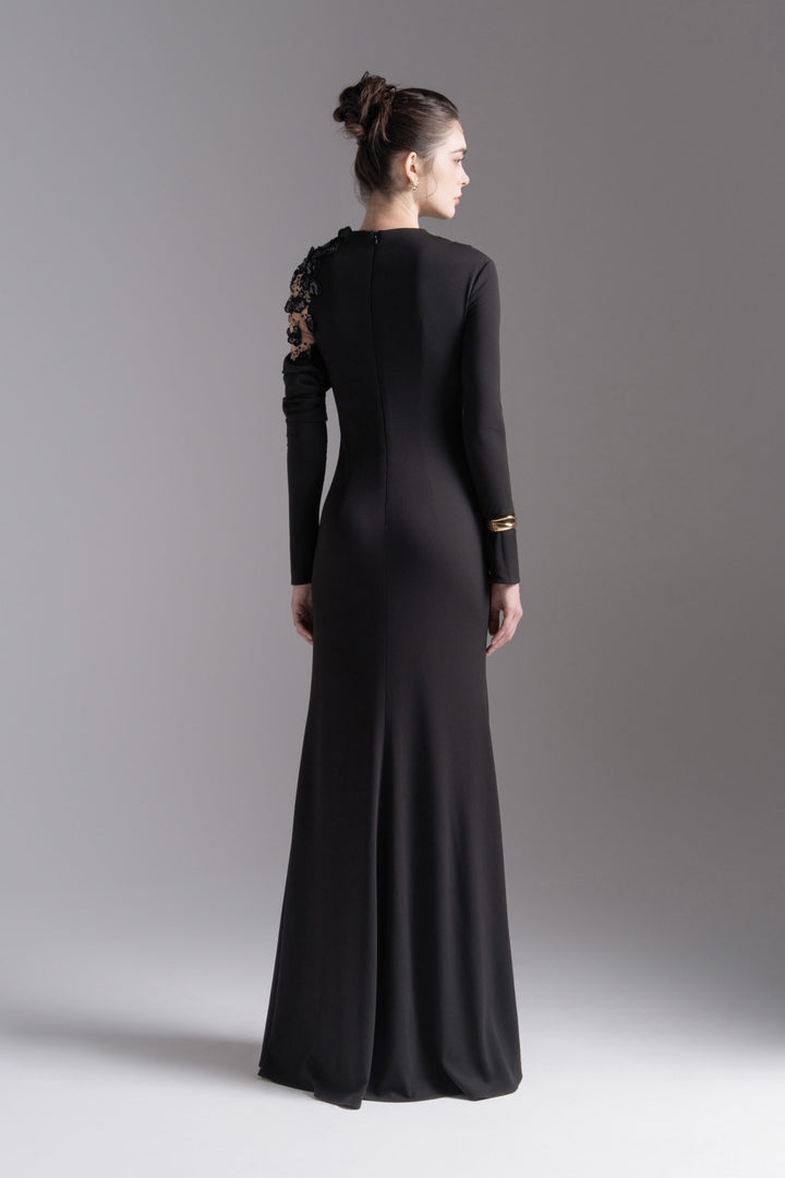 فستان مزين غير متماثل على الكتف – موسيقى ليلية