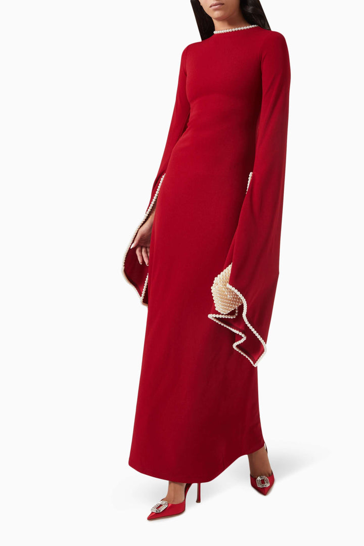 فستان بأكمام طويلة وأساور واسعة مزينة باللؤلؤ – أوفيليا