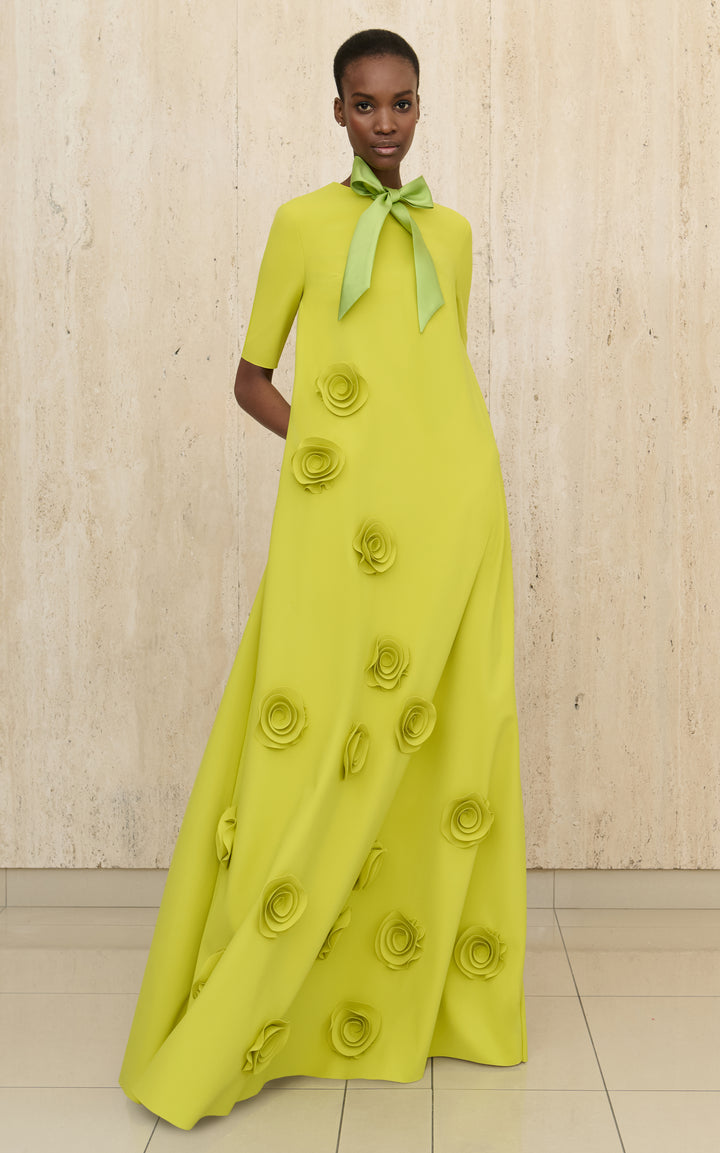 فستان مزين بالزهور بأكمام نصفية – أمارا