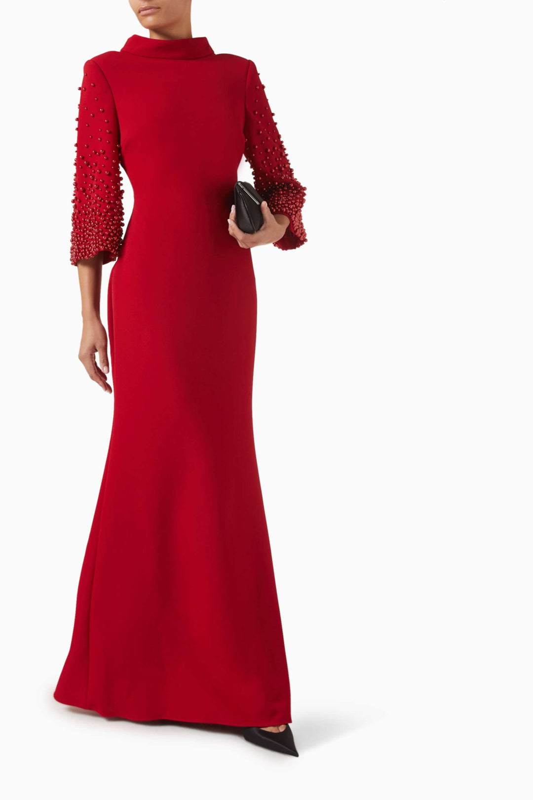 فستان عمودي بأكمام من الخرز وفتحة رقبة عالية – سكارليتا