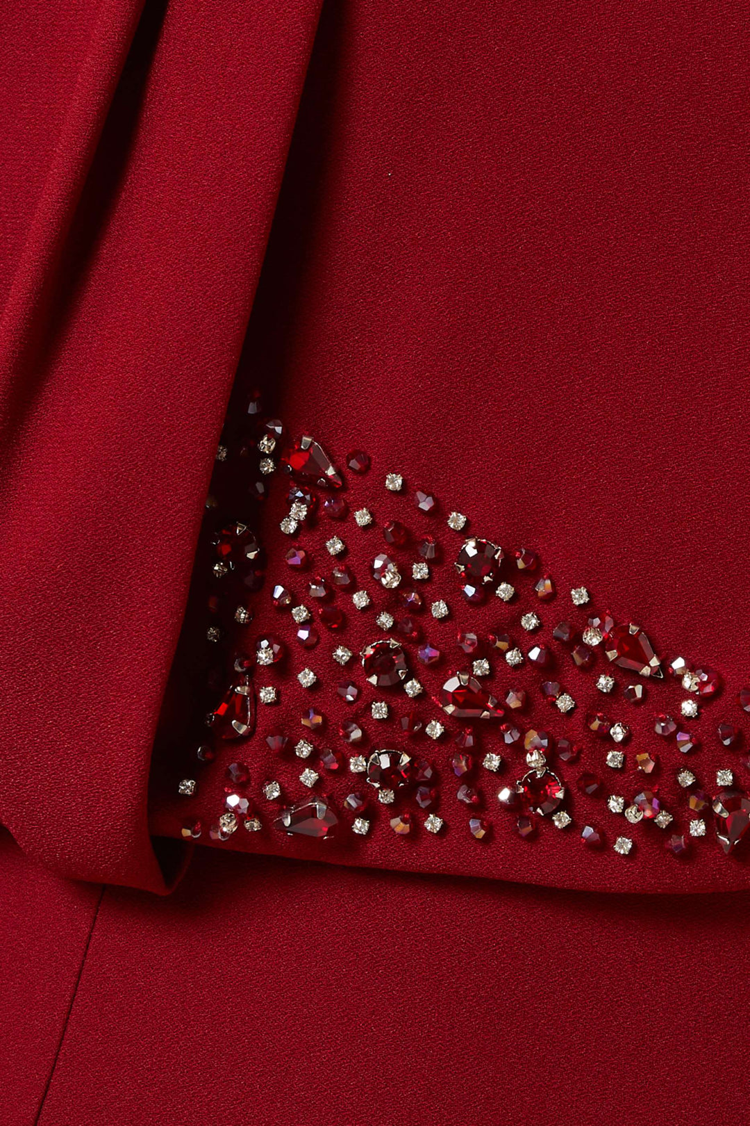 فستان بأكمام طويلة وخصر مزين – روبينا