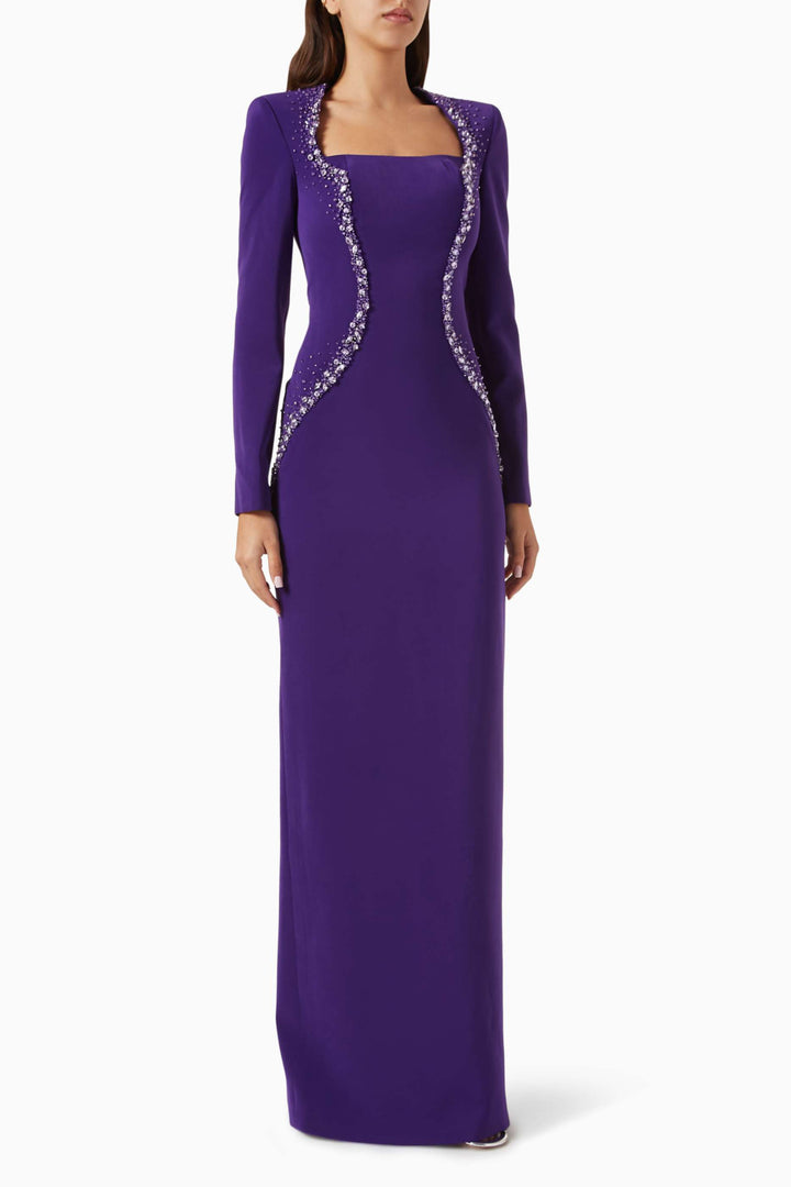 فستان مزين برقبة مربعة وخرز محيطي – فيوليتا