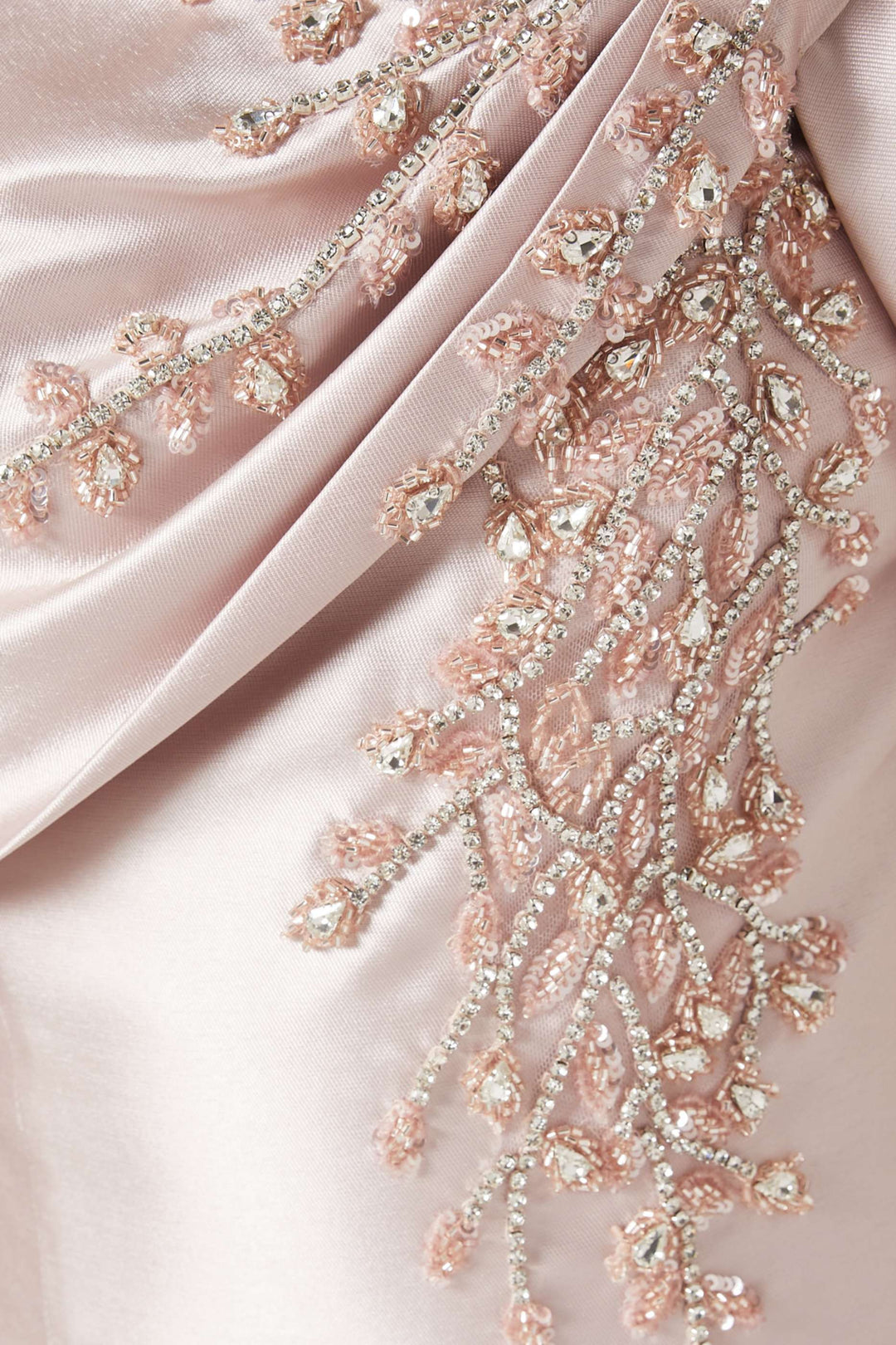 فستان حورية البحر مكشوف الكتفين مع درابزين مزخرف – سيليست