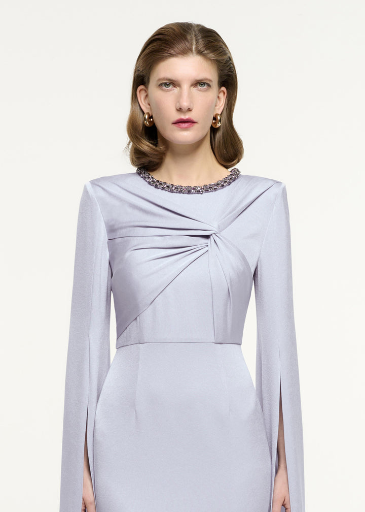 فستان حورية البحر بأكمام طويلة وكاب – أورورا