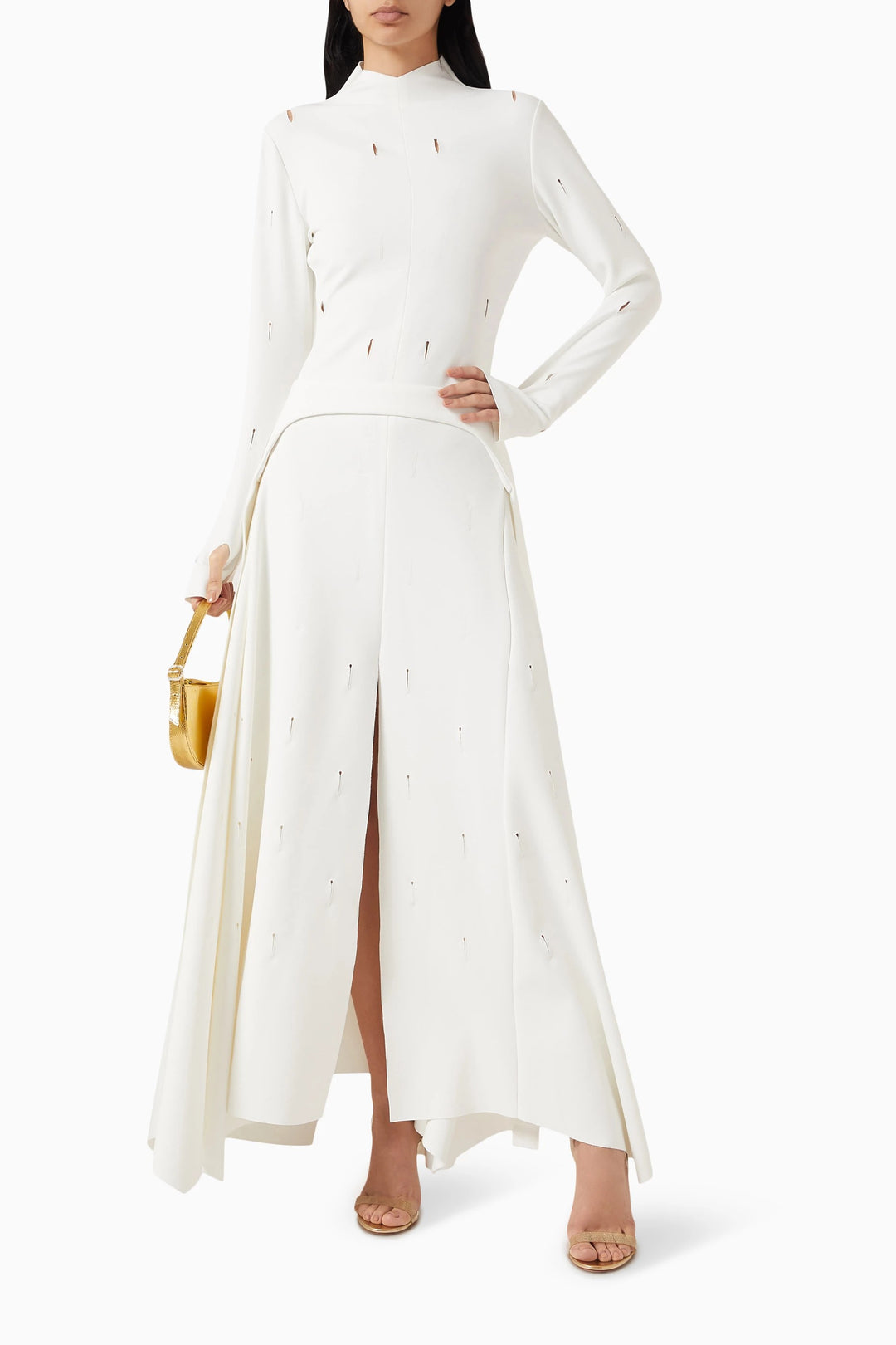 فستان بياقة عالية وأكمام طويلة وشق أمامي – روبينا