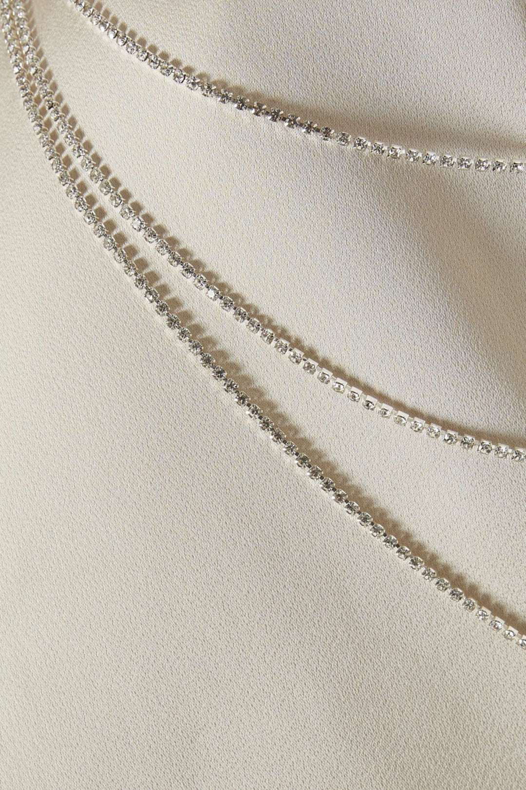 فستان كتف منظم مع حافة كريستالية - عاجي