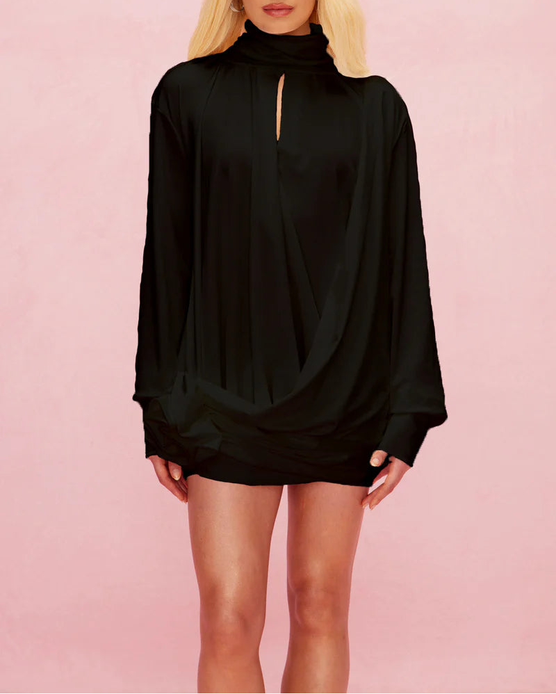 فستان قصير منسدل برقبة عالية وتفاصيل زهور – أورالجي