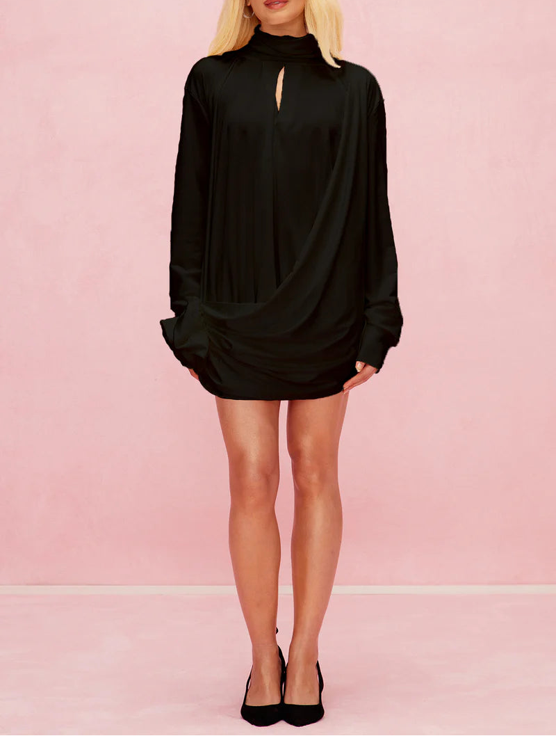 فستان قصير منسدل برقبة عالية وتفاصيل زهور – أورالجي