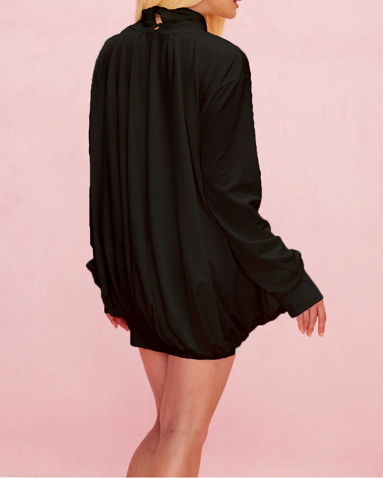 فستان قصير منسدل برقبة عالية وتفاصيل زهور – أورالجي