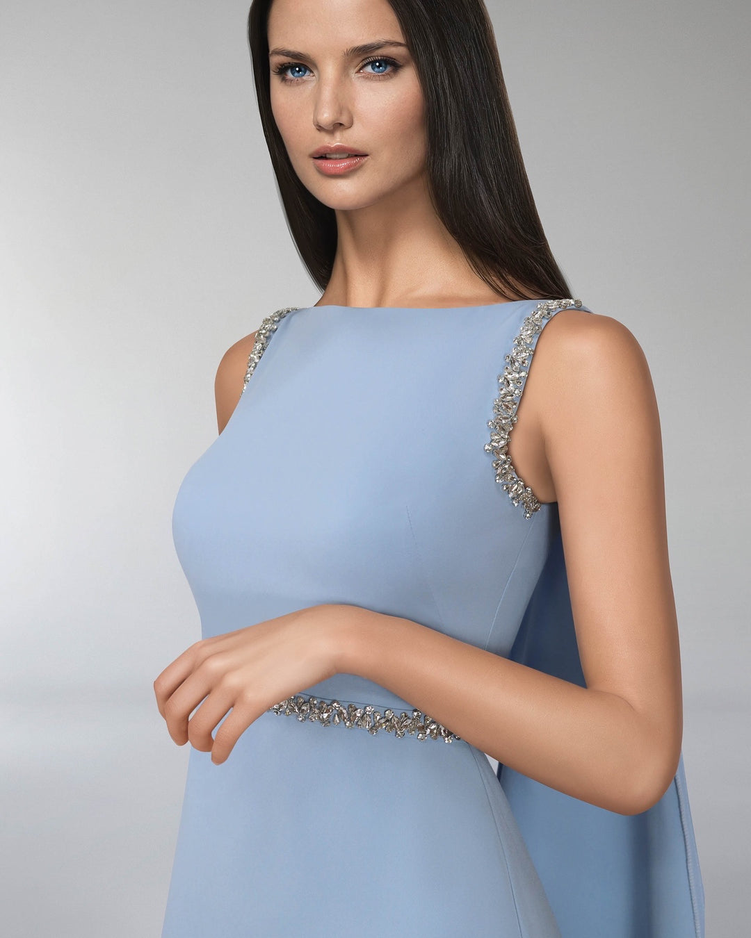 Sleeveless beaded dress with split cape - SOMAYAI