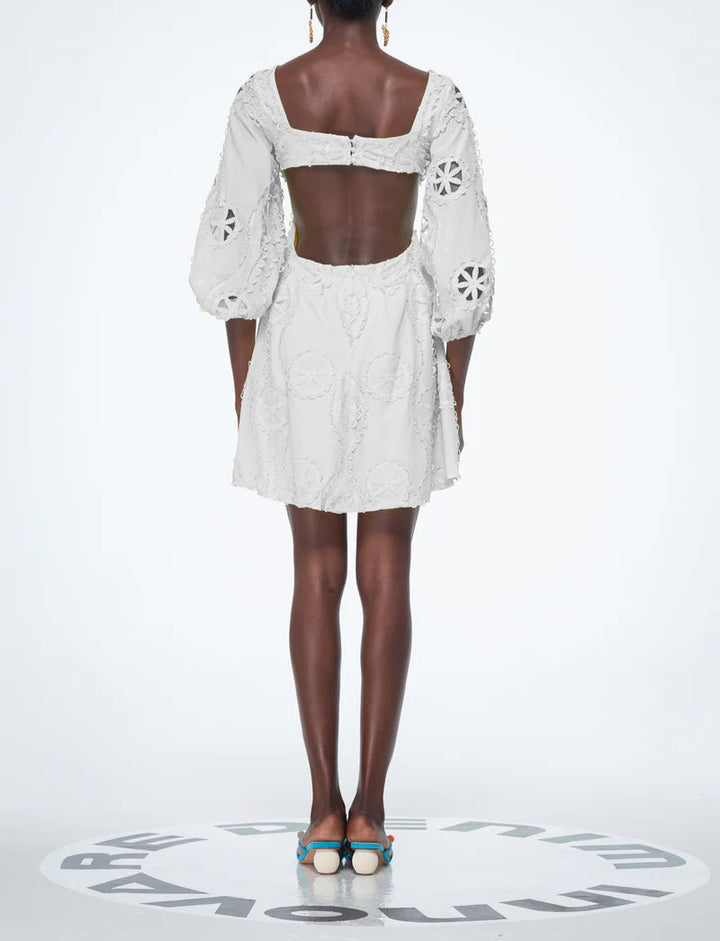 Haut à manches évasées plissées et ensemble jupe longue avec ceinture à la taille – Rosiny 