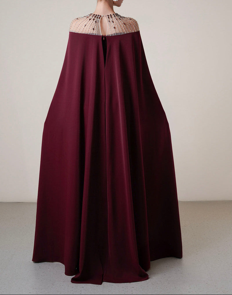 فستان كيب مزخرف بفتحة رقبة من الكريستال – رويال