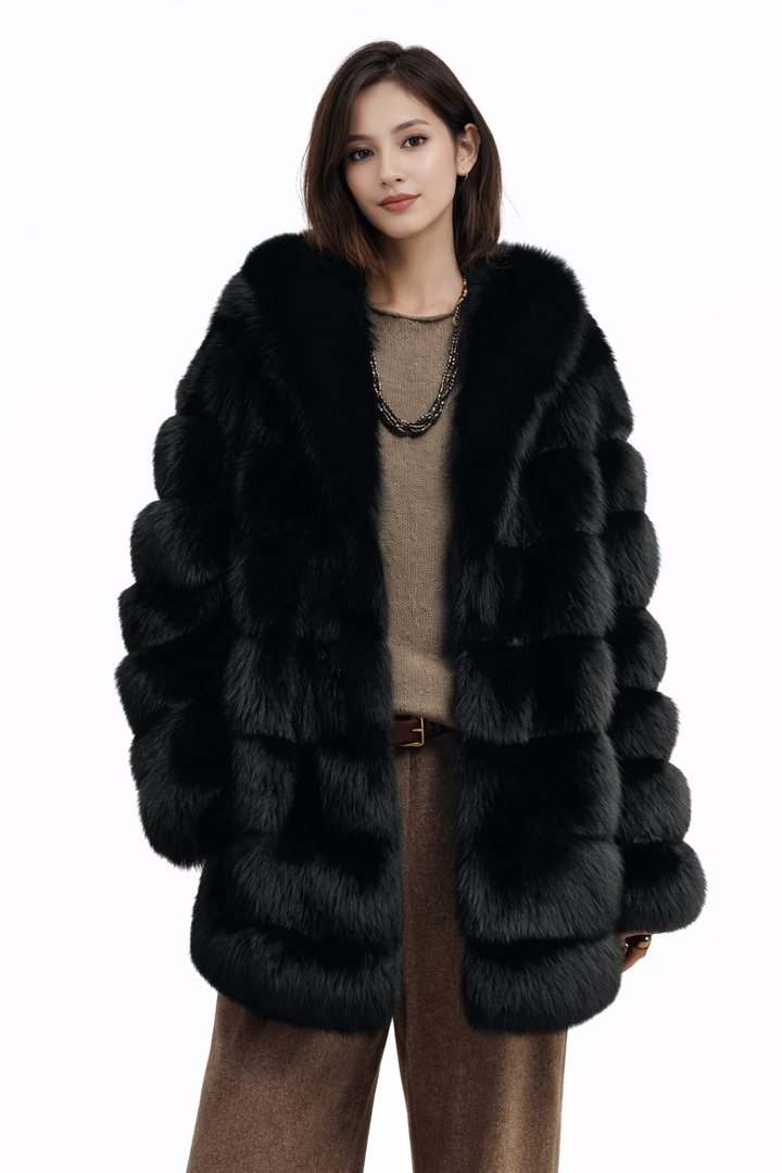 فستان ماكسي أبيض مطرز بحافة مزينة بشراشيب - أزورا