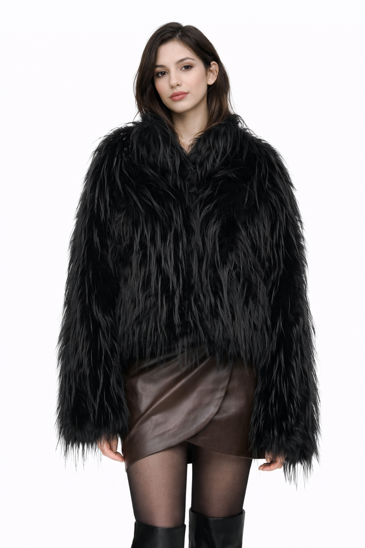 فستان ماكسي أبيض مطرز بحافة مزينة بشراشيب - أزورا