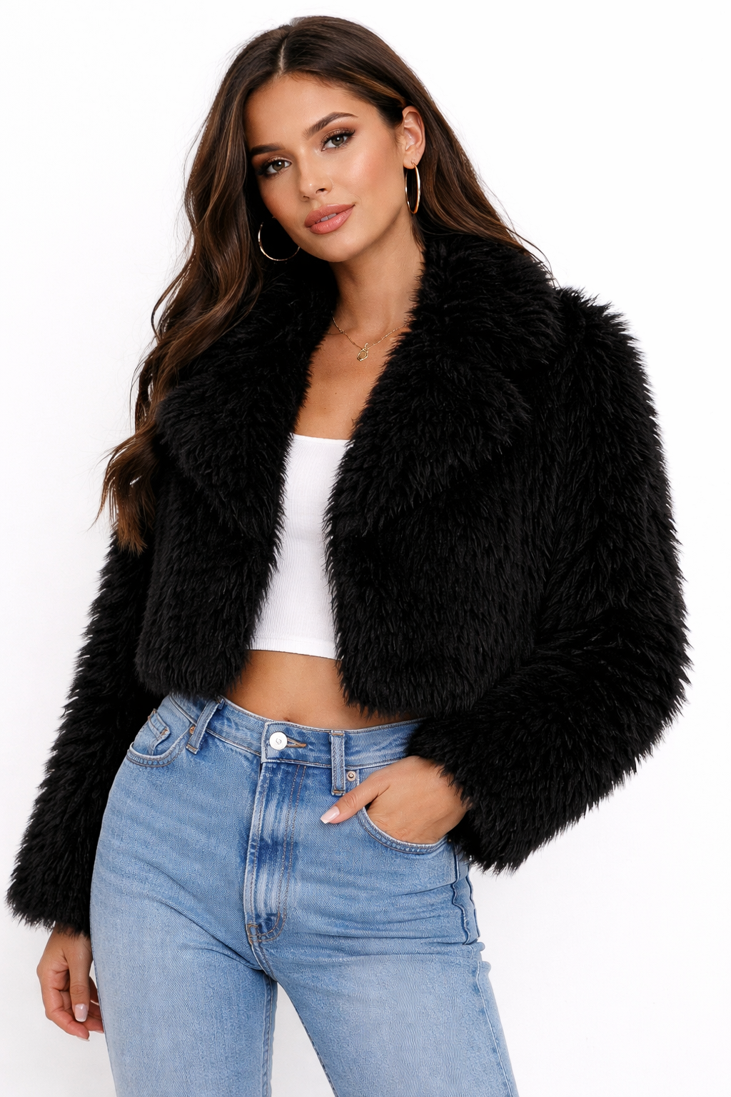 Short faux fur jacket with wide collar – SNOW