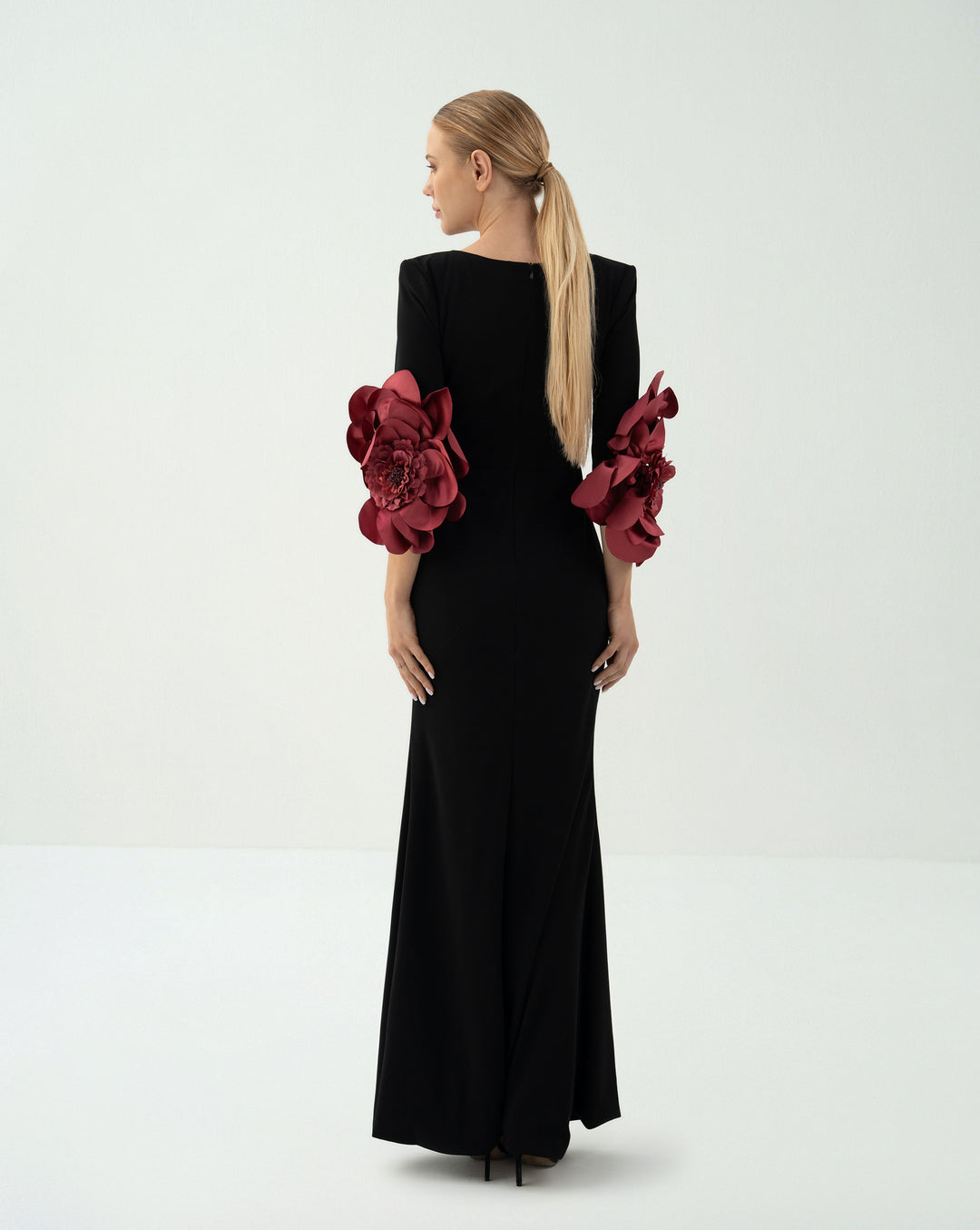 Black column dress with flowered sleeves - LIVIA