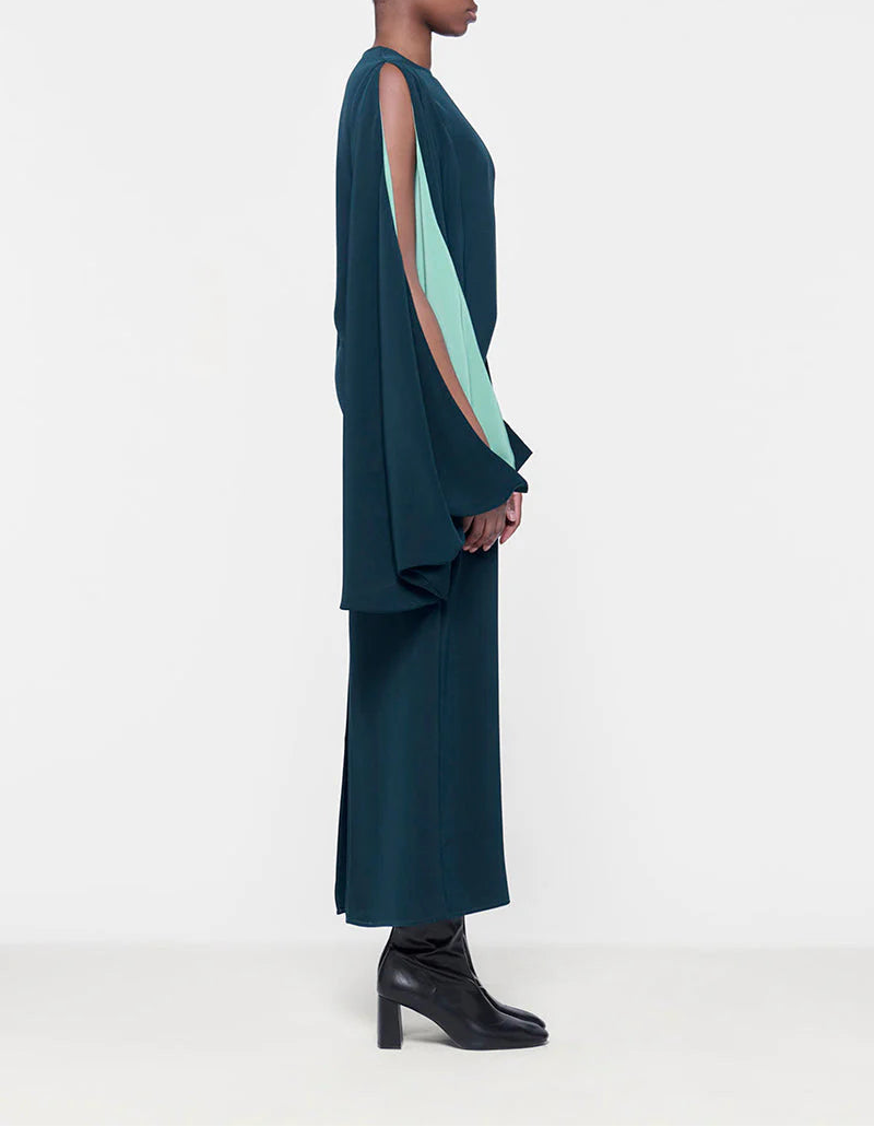 long-sleeve contrast cape dress – AURORA