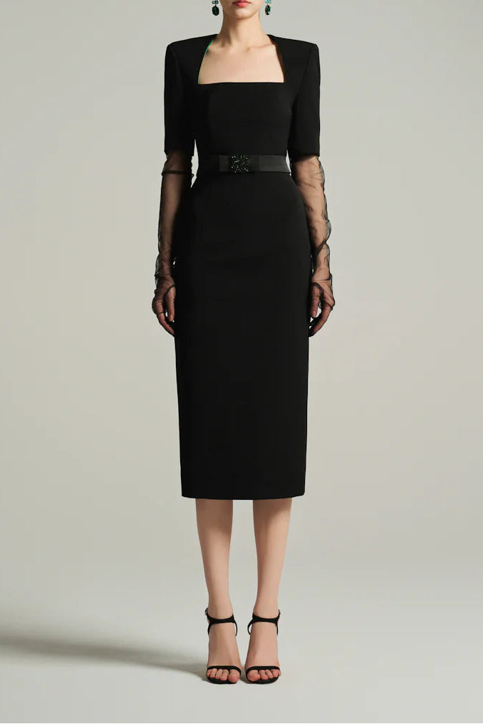 فستان متوسط ​​الطول برقبة مربعة وأكمام شفافة – نوار