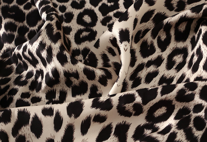 تنورة ميدي بقصة A وطبعة زهور أحادية اللون – إلارا