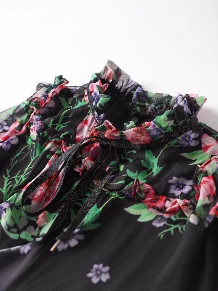 فستان شيفون متوسط ​​الطول بطبعة زهور وفتحة رقبة مزينة بفيونكة – فلورا