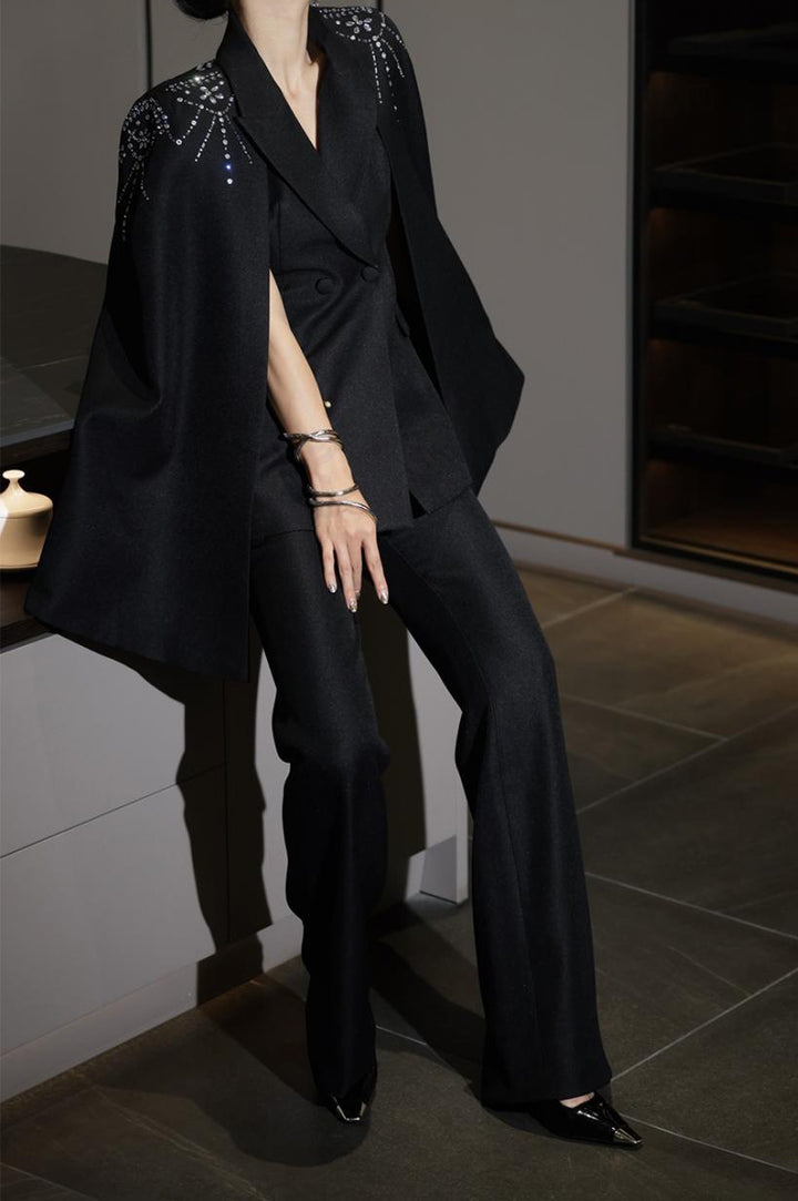 طقم بدلة مصممة بكتف مكشوف - فيرا