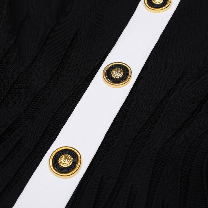 short-sleeve pleated dress with contrast panel – CELINARY