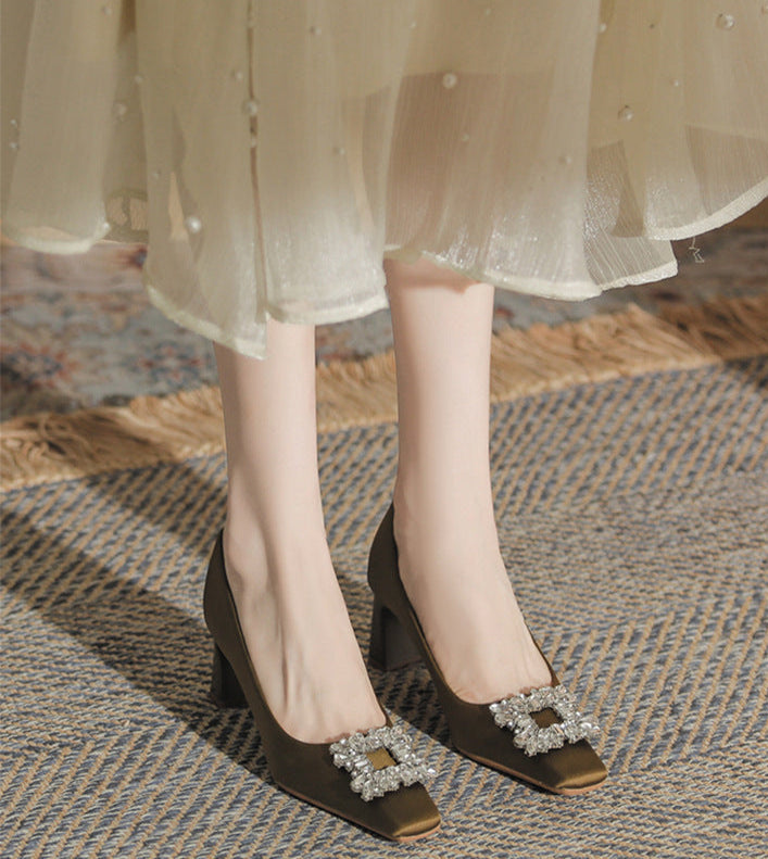 square-toe block heels with crystal buckle – AURORZAM