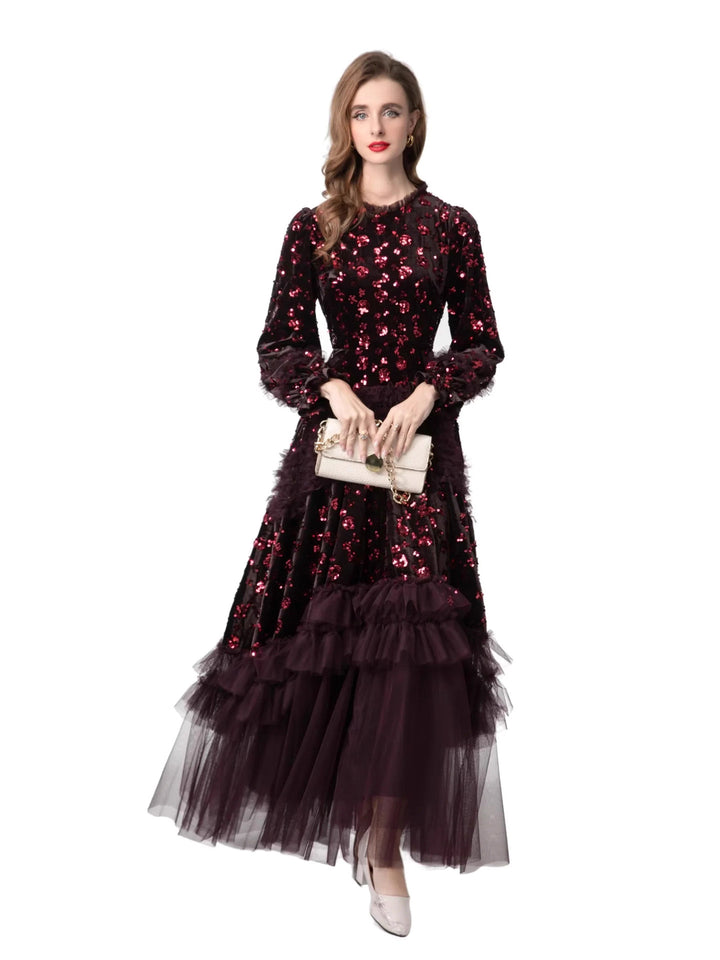 فستان مخملي مزين بالترتر مع حاشية من التول متعدد الطبقات – مارسيلينا