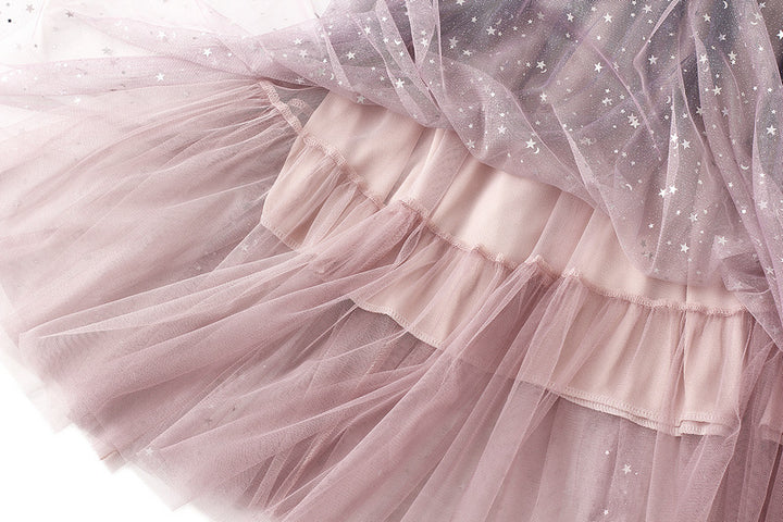 تنورة ميدي من التول بألوان متدرجة مع تطريزات النجوم – لوناريا