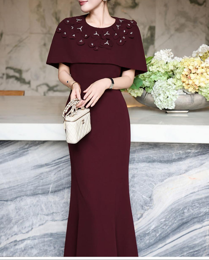 فستان حورية البحر بكتف مكشوف مع رقبة مزينة – فوشيا