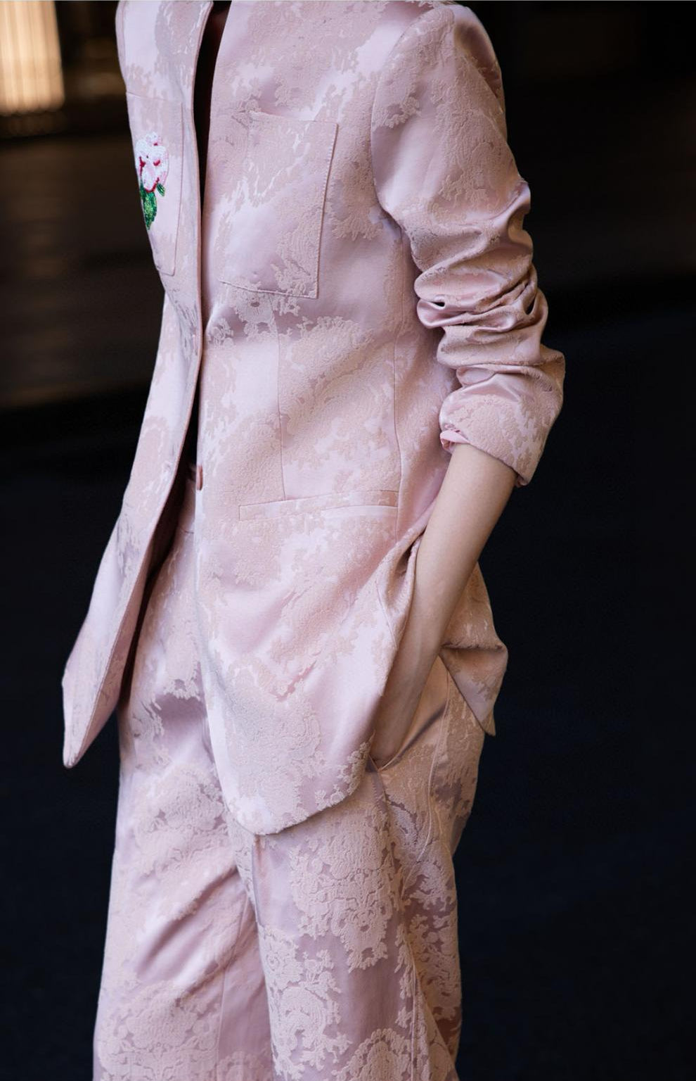 brocade tailored pantsuit with floral patch – VERDANA