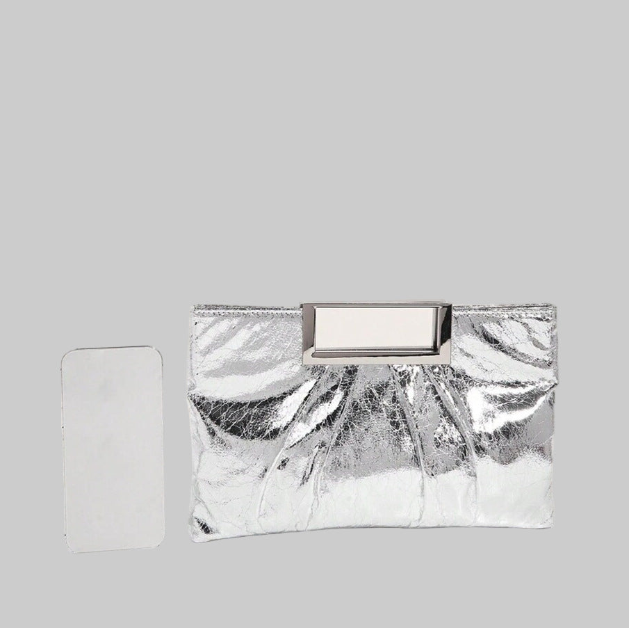 gewebte Rattan-Tragetasche mit doppelten Ledergriffen – LÉONIE 