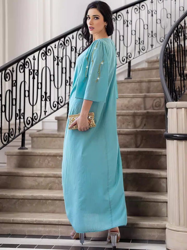 فستان ماكسي قصير بأكمام طويلة بتصميم بسيط – أوريليا