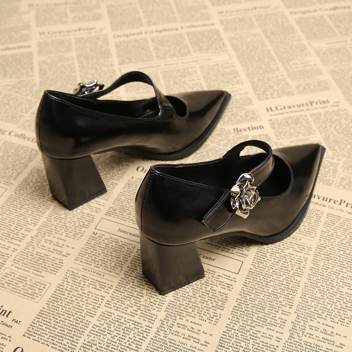 pointed toe block heels with floral strap detail – CAMILAQLI