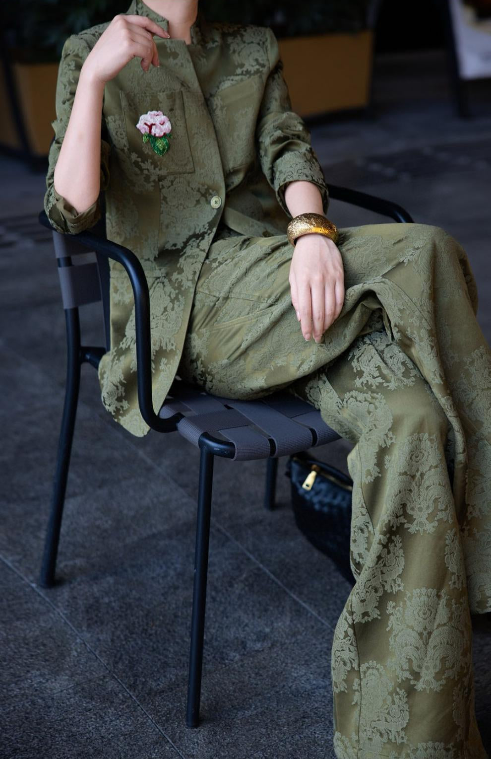 brocade tailored pantsuit with floral patch – VERDANA