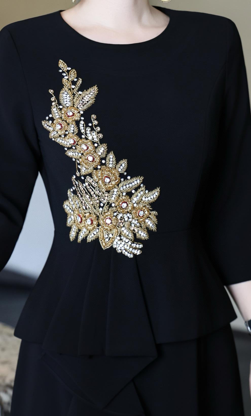 فستان ببلوم مزخرف مع تنورة بكشكشة متتالية – نوير