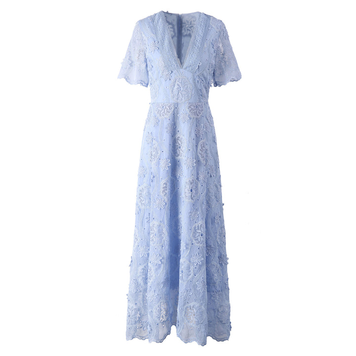 فستان ماكسي مطرز من الدانتيل مع حاشية صدفية – إيزابيلا