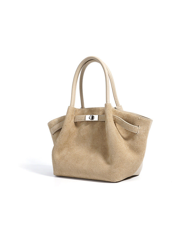 geweven rieten draagtas met dubbele leren handvatten – LÉONIE 