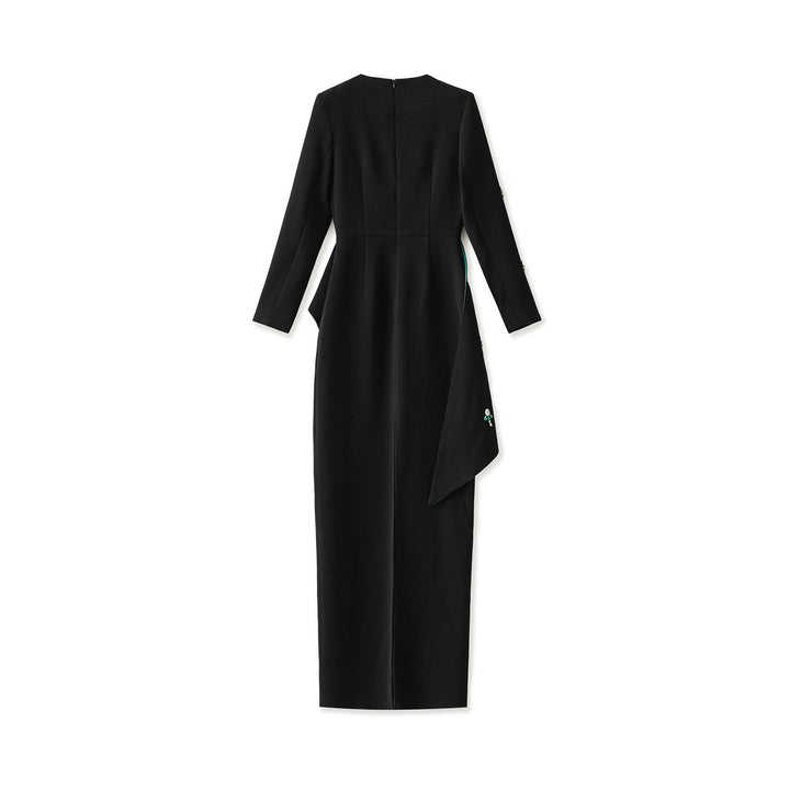 فستان مطرز غير متماثل بتفاصيل من الساتان الزمردي – نوير