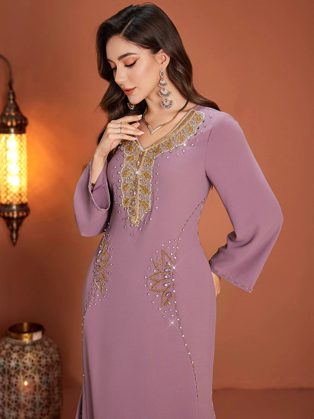 op maat gemaakte flare-pak met satijnen pofmouwen – VALENCIA 