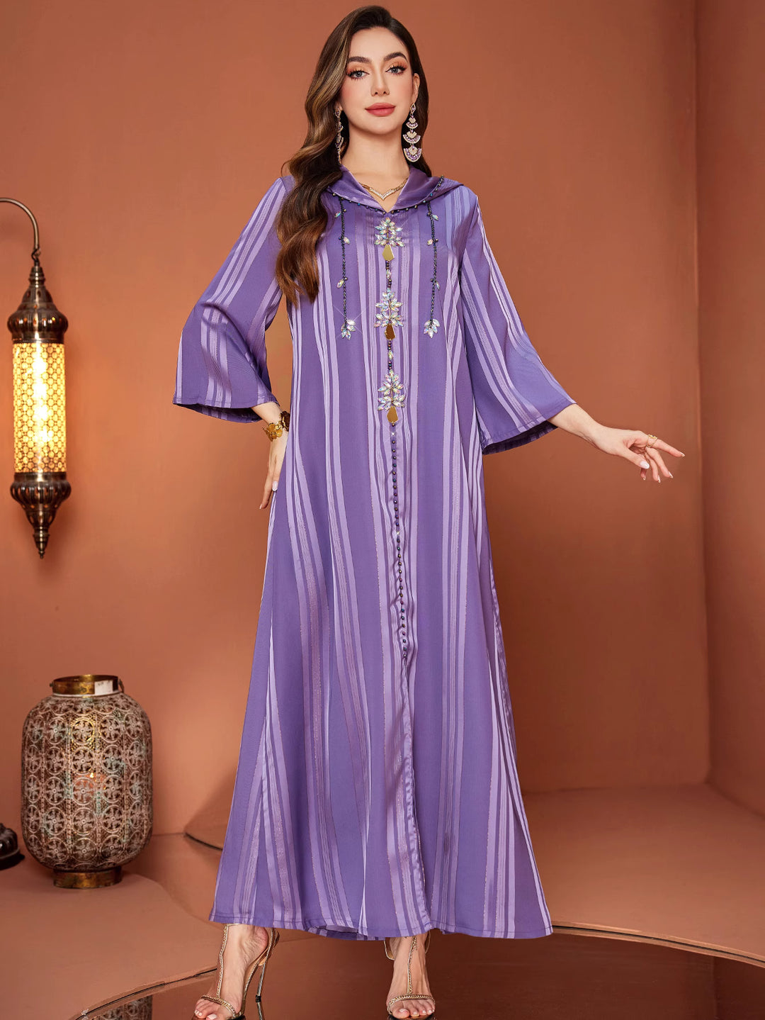 定制喇叭套装，配缎面泡泡袖 - VALENCIA 