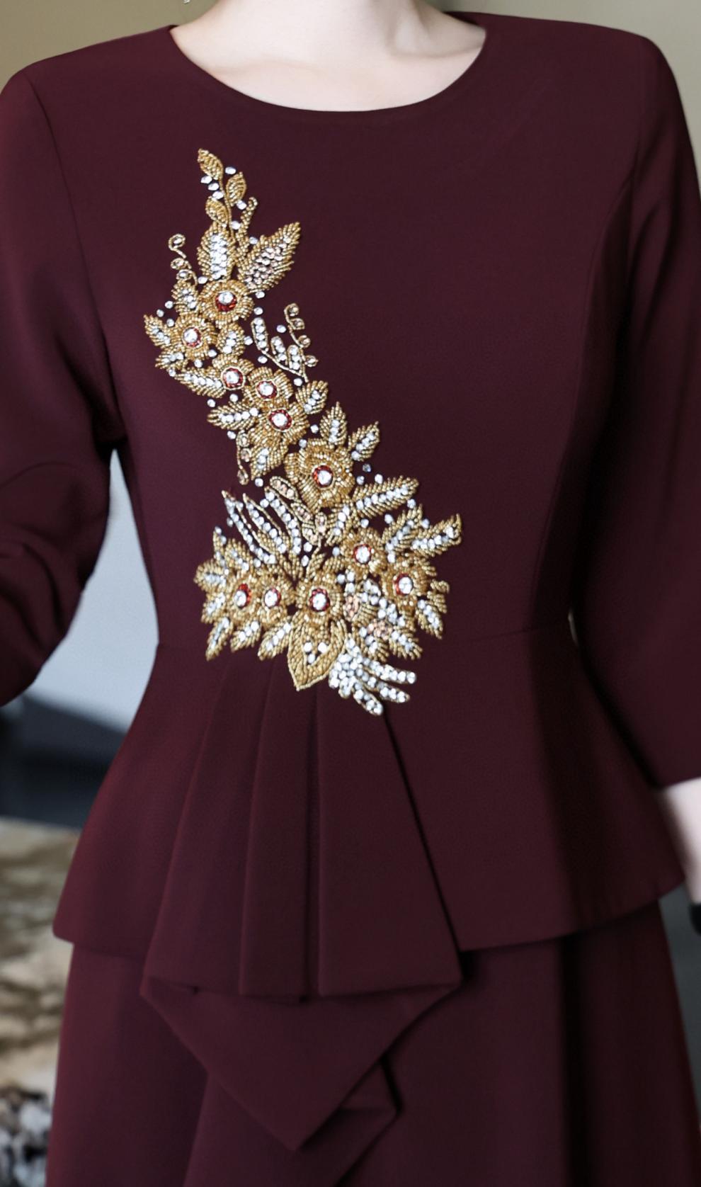 فستان ببلوم مزخرف مع تنورة بكشكشة متتالية – نوير