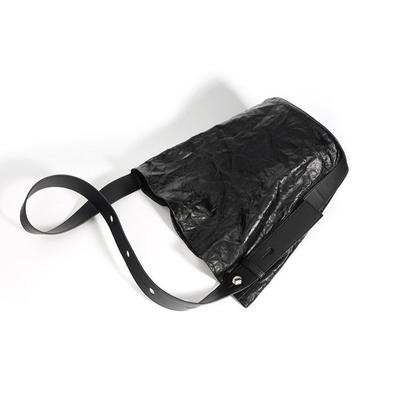 حقيبة كتف جلدية متراخية بتصميم بسيط – أرليتيزي