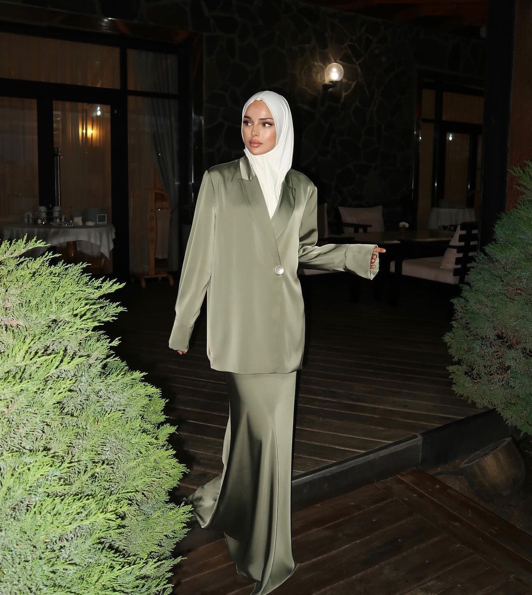 Satin Blazer & Wide-Leg Pants Set – OLIVEA